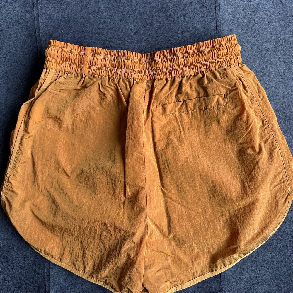 Varley orange drawstring shorts - Picture 5 of 7